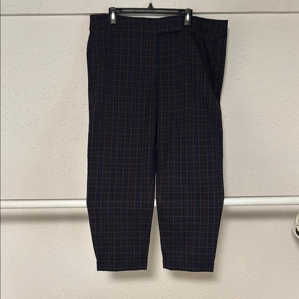 LOFT Blue and Black Ankle Cropped Pants with Classic Design